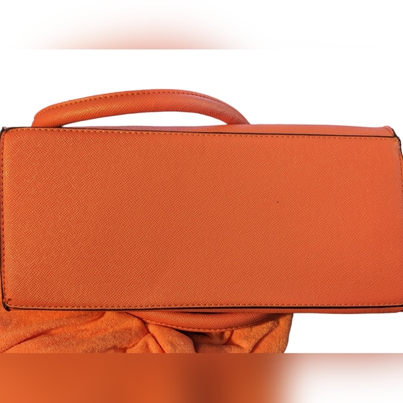 PURSE Orange  Handbag Straps with Chains. Never used, very clean - Picture 4 of 6